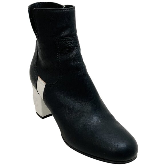 Chanel Black / White Leather CC Logo Heeled Ankle Booties - Picture 1 of 8